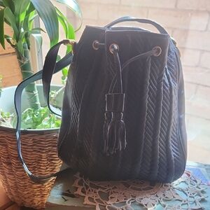 Elegant Black Quilted Bucket Bag